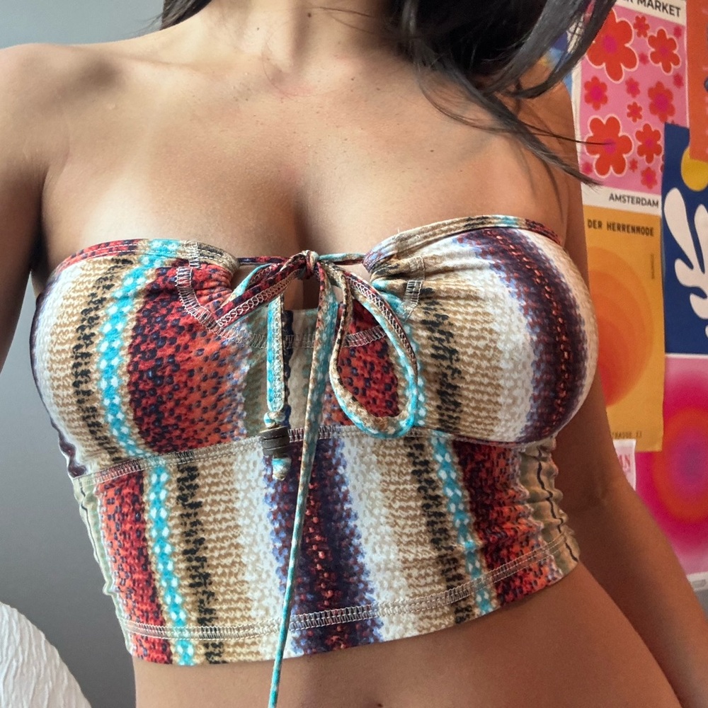 Multicolor Strapless Crop Top